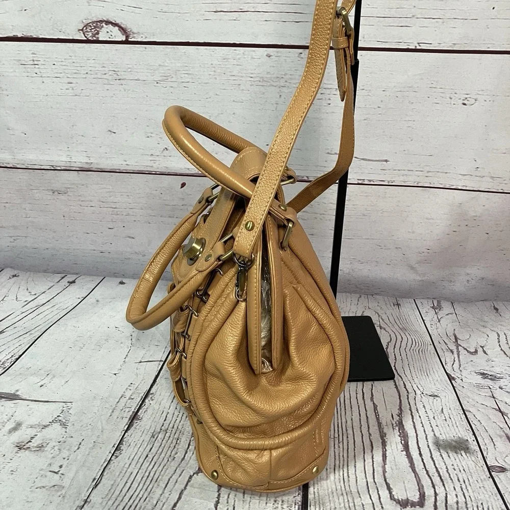 Follis Laced Julia Leather Bag‎ Convertible Backpack Purse InStyle Feature